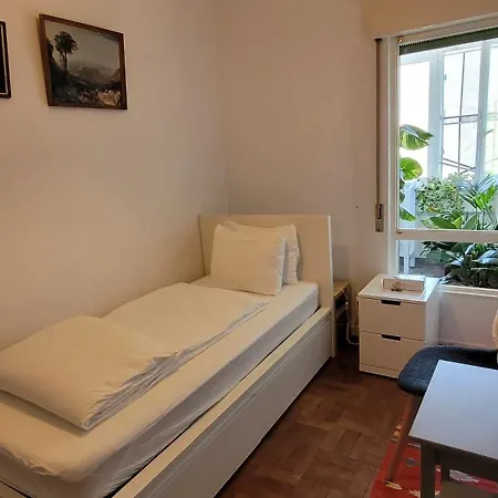 Cozy Near Airport , Metro&train Station Lizbona